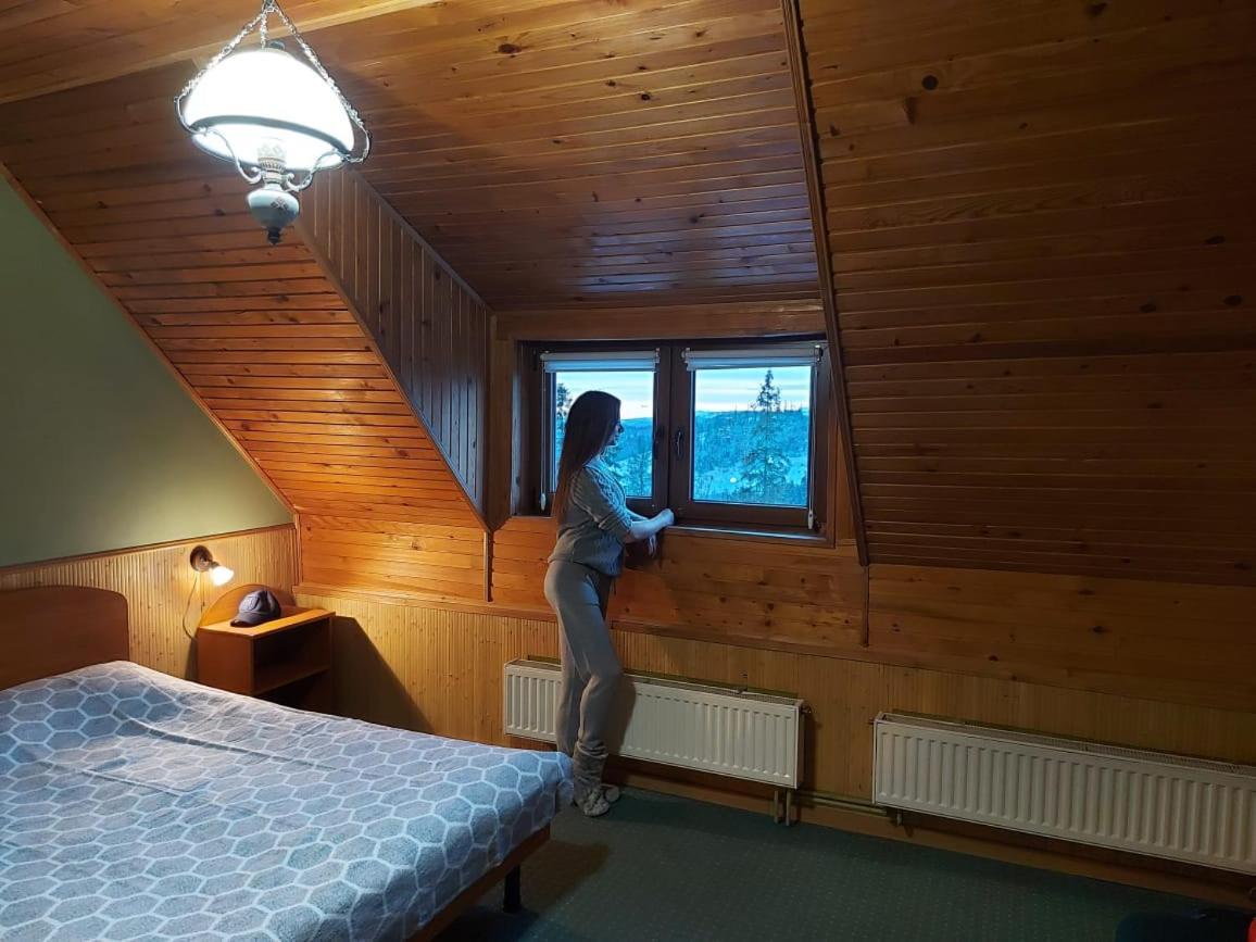 Затишок Villa Tysovets ภายนอก รูปภาพ